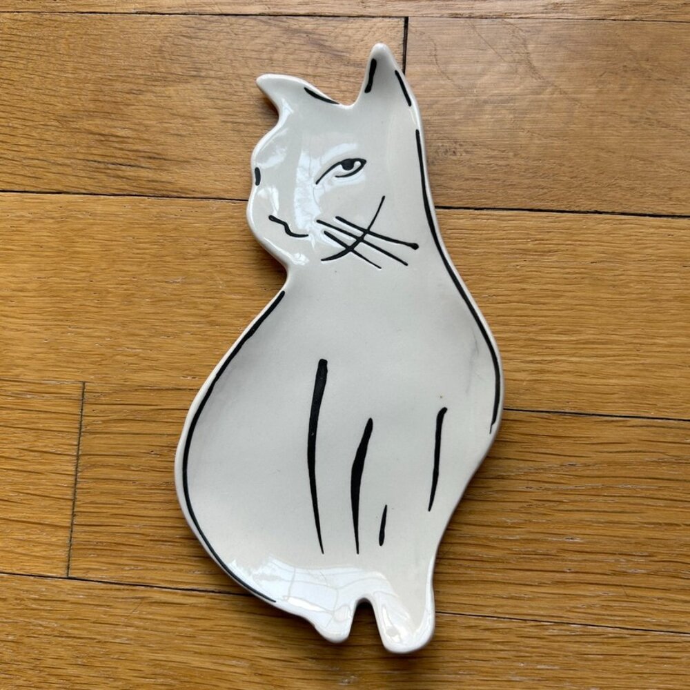 LEAH REENA GOREN Anthropologie Pet Study Sitting Cat Trinket Dish - Picture 2 of 3